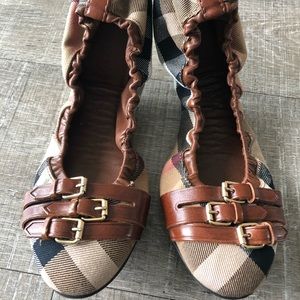 Burberry ballerina flats
